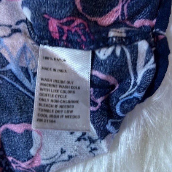 Crown & Ivy Girls Blue Floral Dress W/ Ruffle Sleeves Size 12 - Picture 5 of 6